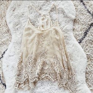 🤍Sugarlips Cream Embroidery/Lace Style Top🤍